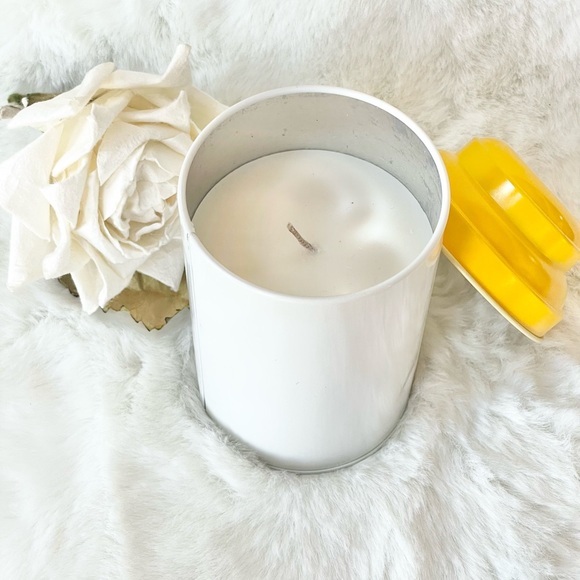 NWT SONOMA CITRUS SUNRISE CANDLE IN A CAN 10oz smells AMAZING! grapefruit,berry - Picture 3 of 5